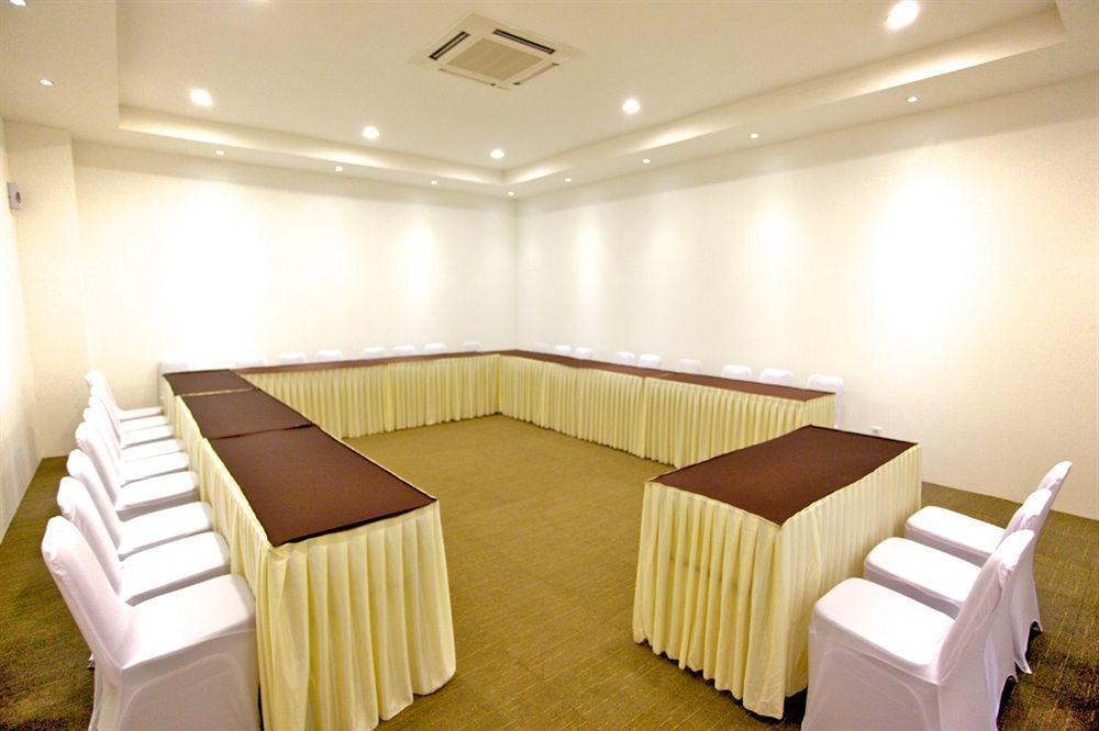 โรงแรมอาร์เบอร์ บิซ มากาซาร์ ภายนอก รูปภาพ