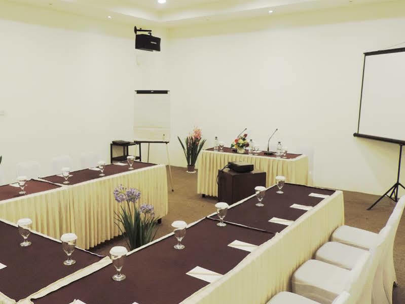 โรงแรมอาร์เบอร์ บิซ มากาซาร์ ภายนอก รูปภาพ